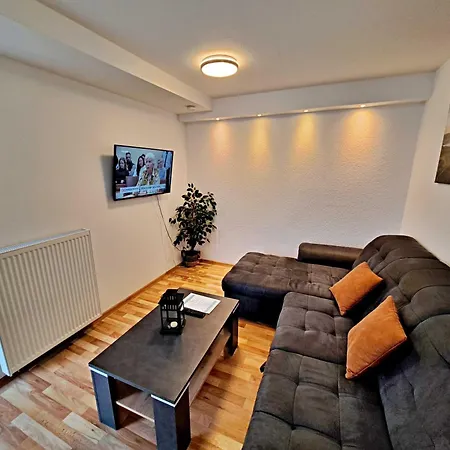 Apartment Haus Bella *