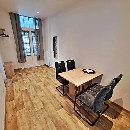 Apartment Haus Bella *